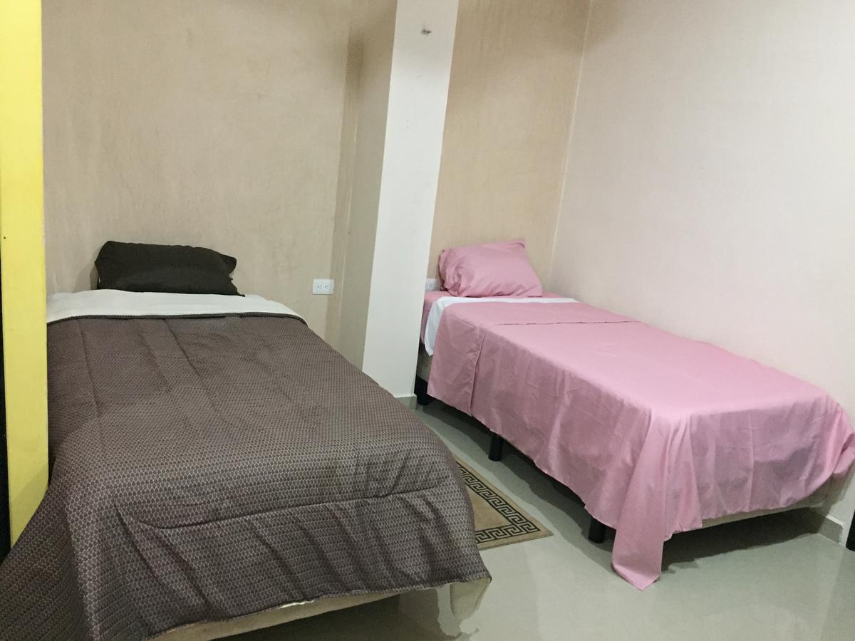 Hotel Suites La Roca Cancun Bagian luar foto