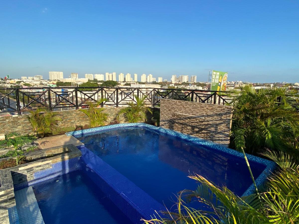 Hotel Suites La Roca Cancun Bagian luar foto